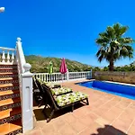Nuria Villa Frigiliana