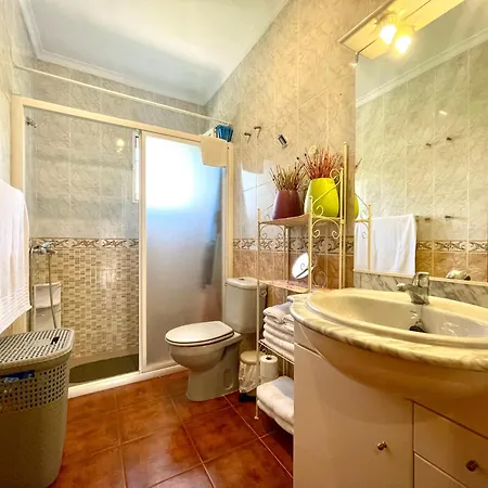 Villa Nuria, Private Pool, Parking, Bbq, 5 Minutes From Frigiliana, Nerja And Its Beaches, Easy Access Frigiliana