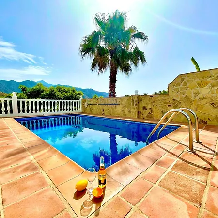 Villa Nuria, Private Pool, Parking, Bbq, 5 Minutes From Frigiliana, Nerja And Its Beaches, Easy Access Frigiliana