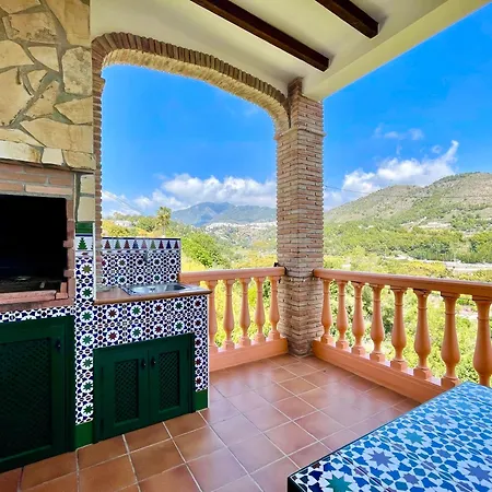 Nuria, Private Pool, Parking, Bbq, 5 Minutes From Frigiliana, Nerja And Its Beaches, Easy Access Frigiliana