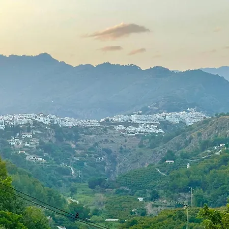 Nuria, Private Pool, Parking, Bbq, 5 Minutes From Frigiliana, Nerja And Its Beaches, Easy Access