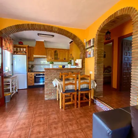 Nuria Villa Frigiliana